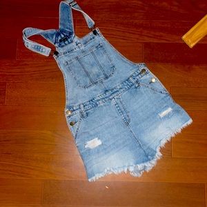 barely worn great Quality size medium